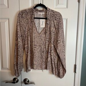 Karlie mauve Beige Leopard Print Blouse